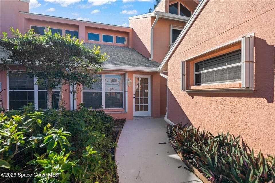 139 Casseekee Trail 5-139, Melbourne Beach, FL 32951