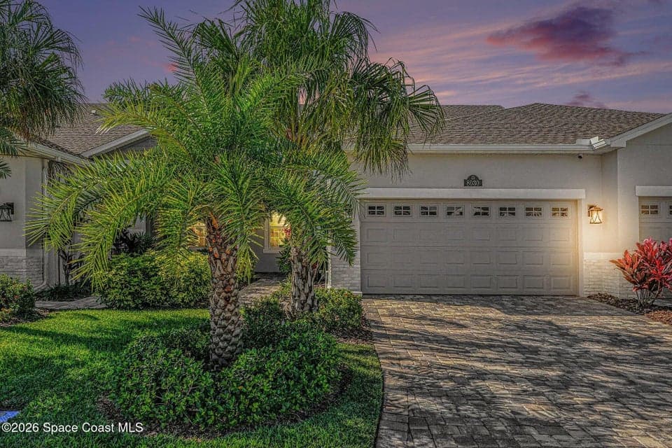 Condo for sale at 8030 Cache Creek Lane, Melbourne, FL 32940 – 3 bed, 2 bath, photo 2