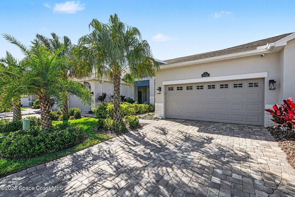 Condo for sale at 8030 Cache Creek Lane, Melbourne, FL 32940 – 3 bed, 2 bath, photo 4