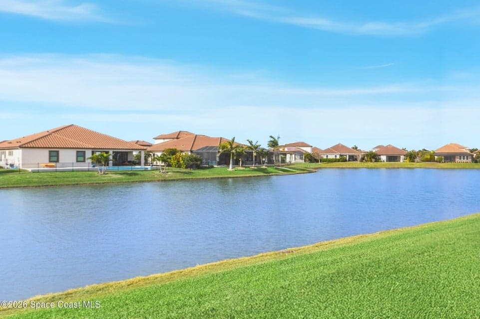 Home for sale at 3099 Avalonia Drive, Melbourne, FL 32940 – 3 bed, 2 bath, photo 2