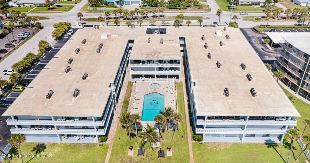4800 N Ocean Beach Boulevard 304, Cocoa Beach, FL 32931 photo 2