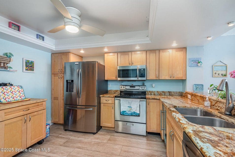 995 N Highway A1a 401, Indialantic, FL 32903 photo 3