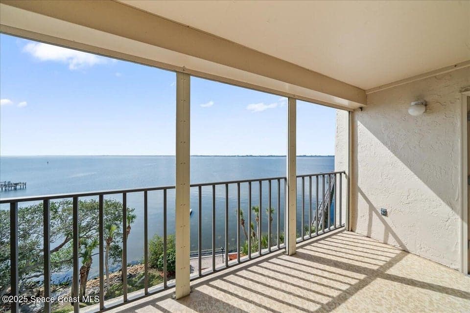 3220 River Villa Way 151, Melbourne Beach, FL 32951 photo 5