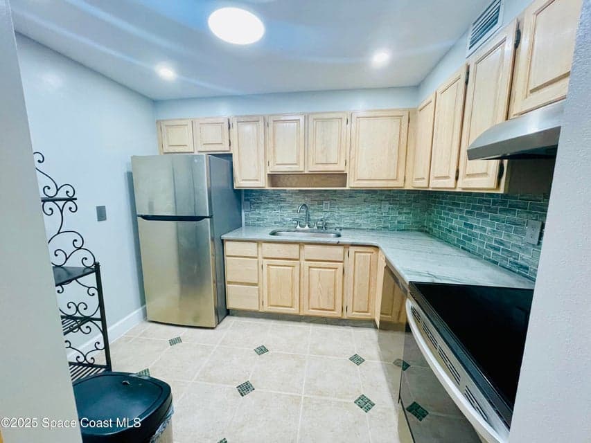 2700 N Highway A1a 13-102, Indialantic, FL 32903 photo 6