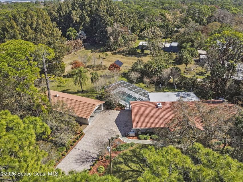 620 W Pine Road, Melbourne, FL 32904 photo 2