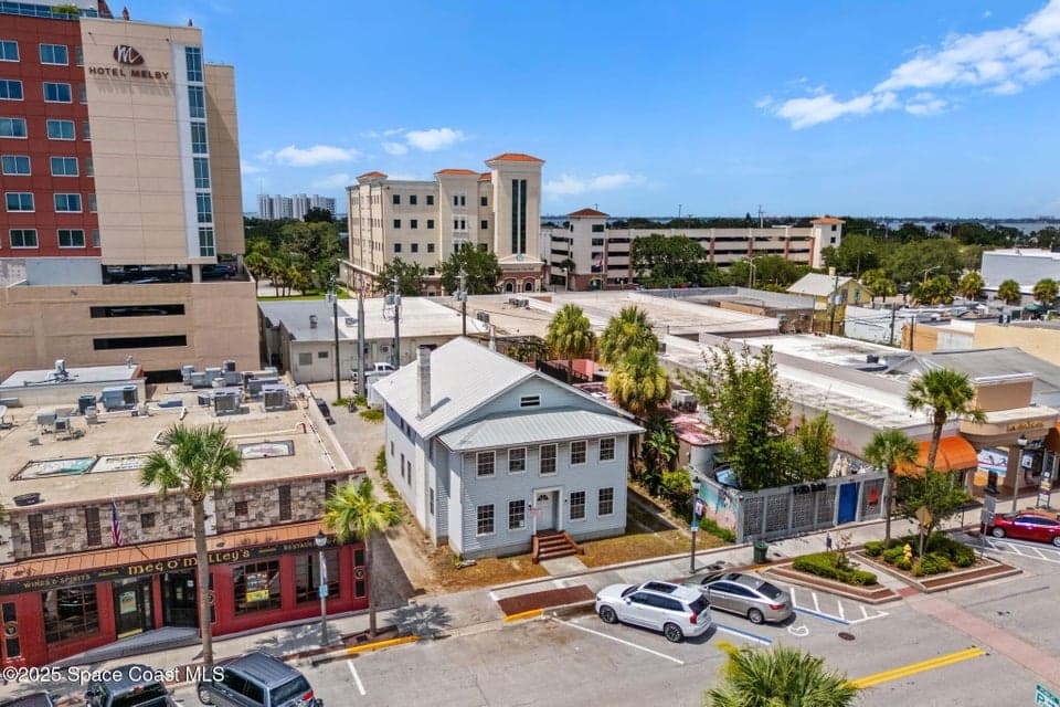 814 E New Haven Avenue, Melbourne, FL 32901 photo 2