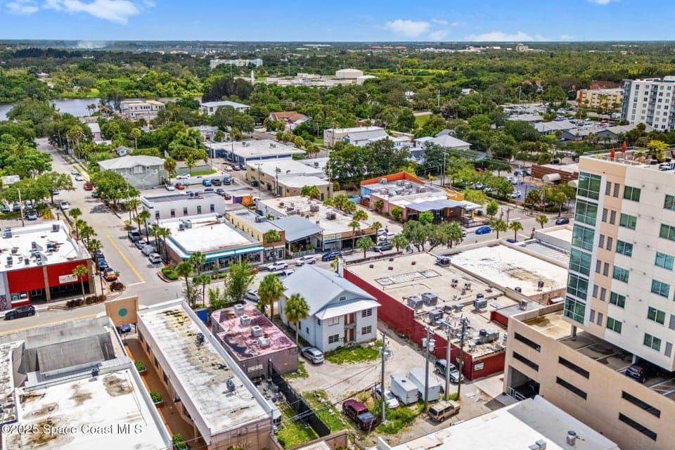 814 E New Haven Avenue, Melbourne, FL 32901 photo 4