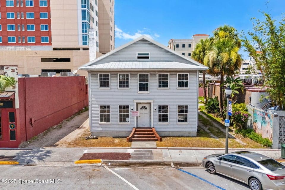 814 E New Haven Avenue, Melbourne, FL 32901 photo 5