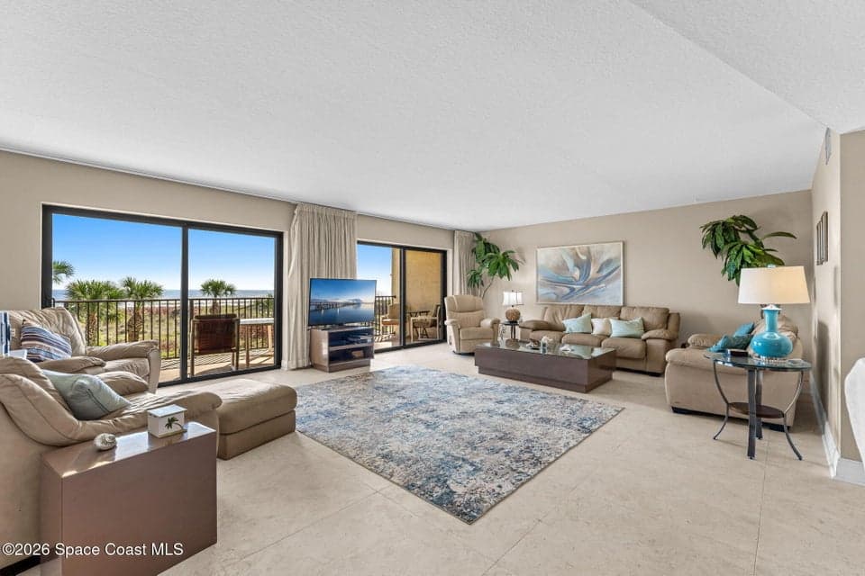 3170 N Atlantic Avenue 202, Cocoa Beach, FL 32931