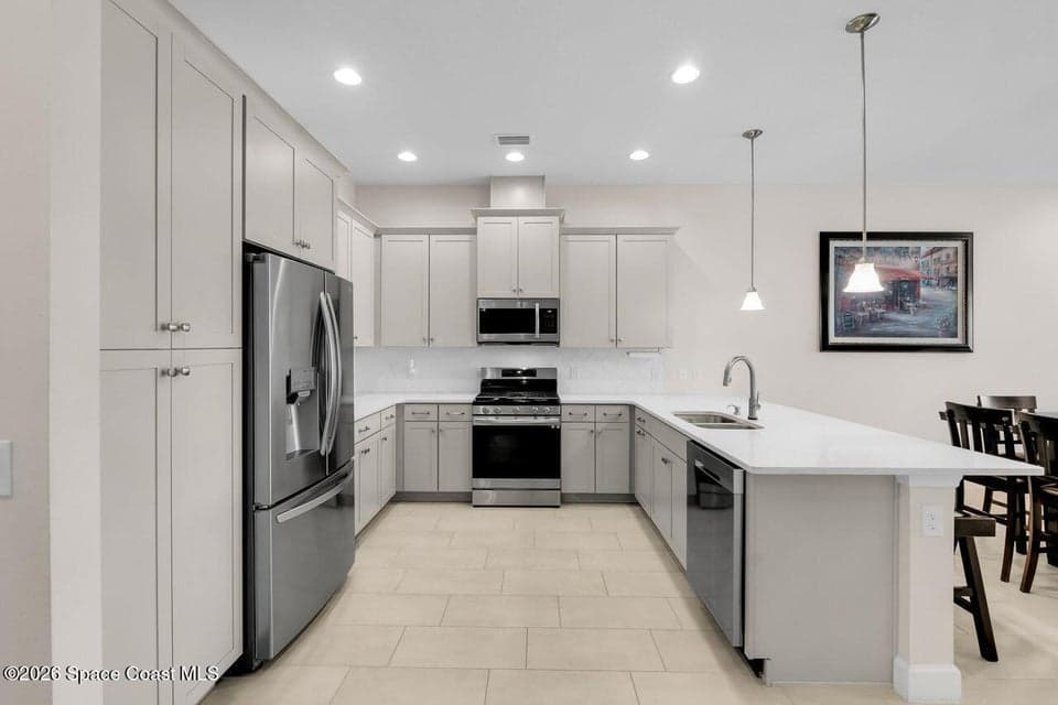 Condo for sale at 8124 Cache Creek Lane, Melbourne, FL 32940 – 3 bed, 2 bath, photo 6