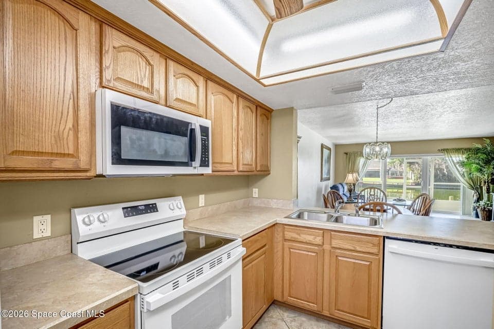 1595 N Atlantic Avenue 110, Cocoa Beach, FL 32931 photo 5