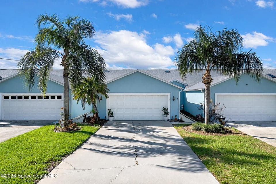 35 Anchor Drive, Indian Harbour Beach, FL 32937