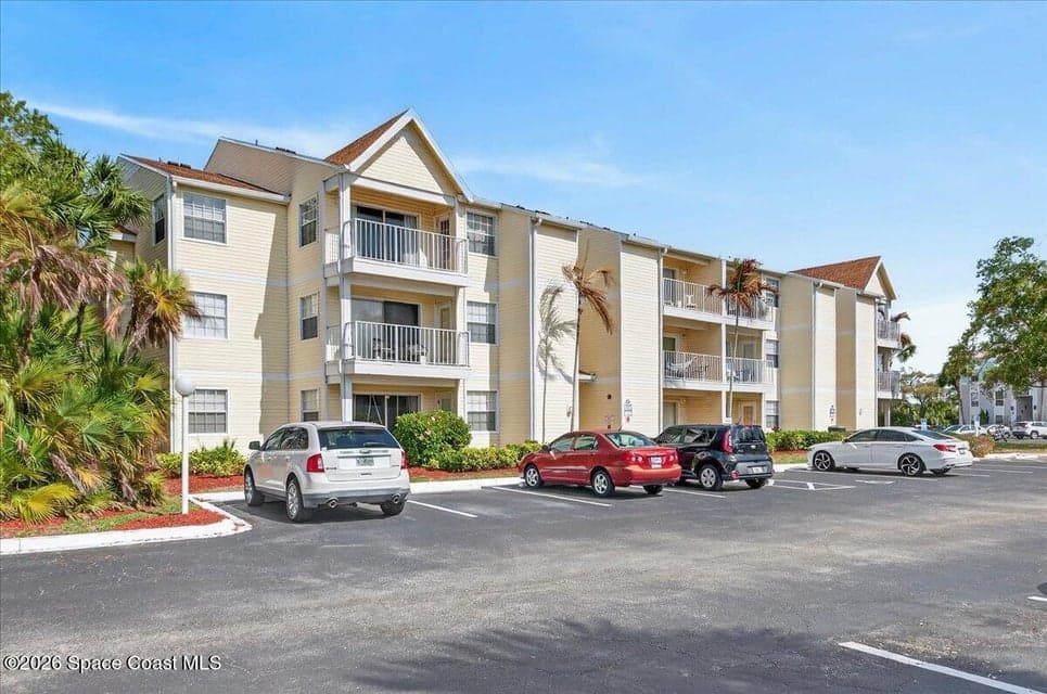 650 Island Club Court 142, Indialantic, FL 32903
