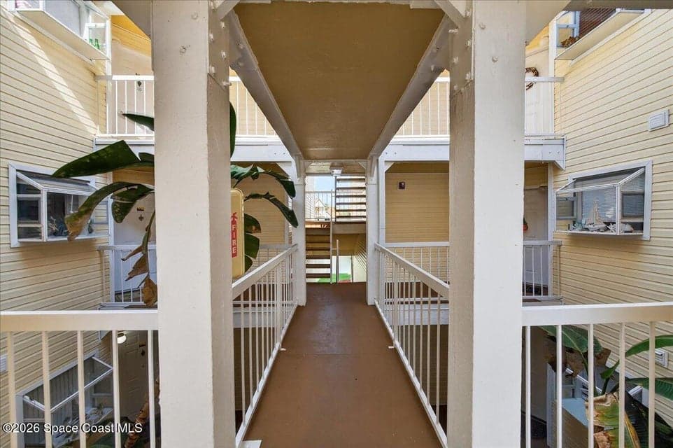 650 Island Club Court 142, Indialantic, FL 32903 photo 2