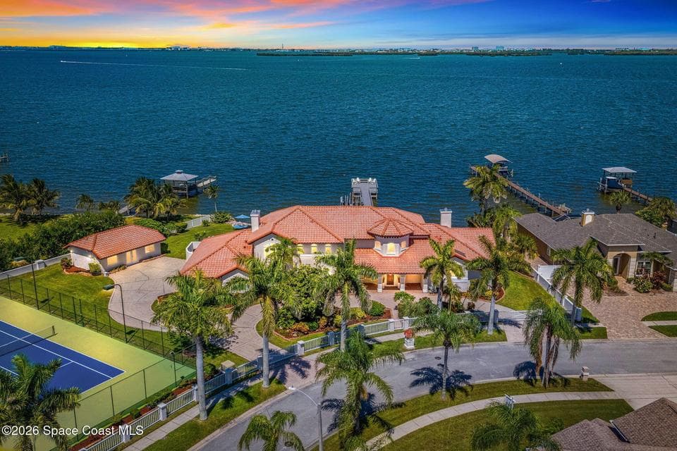 1840 Harbor Point Drive, Merritt Island, FL 32952 photo 2