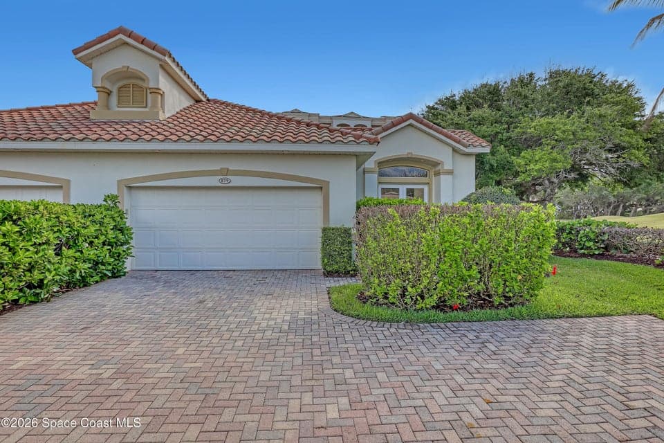 879 Aquarina Boulevard, Melbourne Beach, FL 32951 photo 4