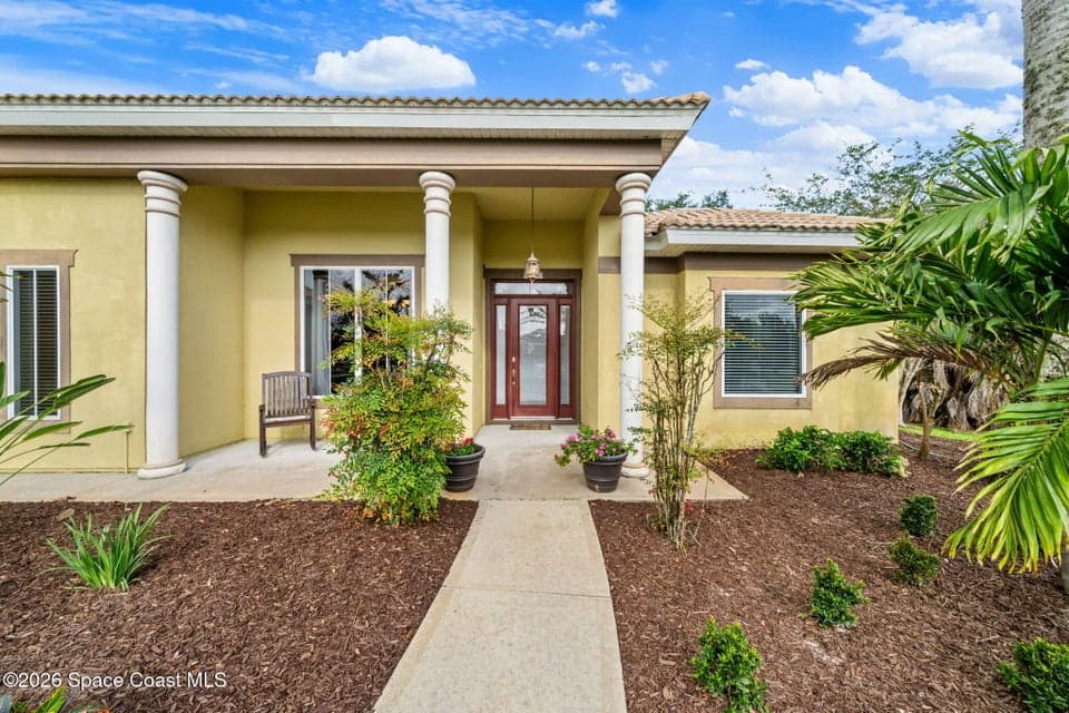 5177 Royal Paddock Way, Merritt Island, FL 32953