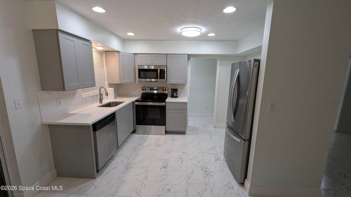 1616 Elizabeth Street, Melbourne, FL 32901 photo 2