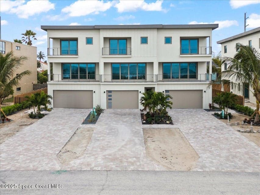 1006 Wave Crest Avenue, Indialantic, FL 32903 photo 3