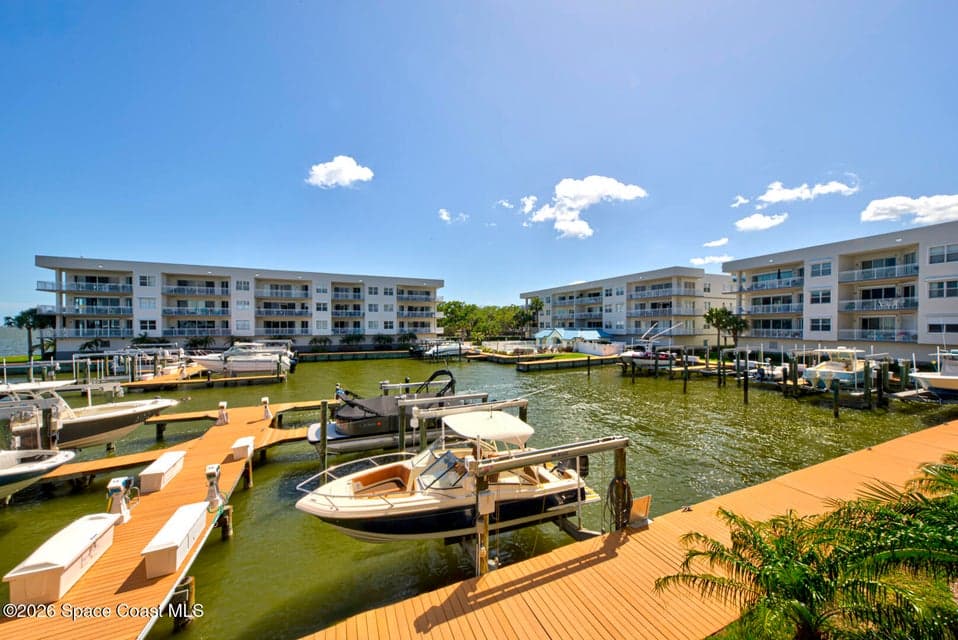 540 S Banana River Drive 105, Merritt Island, FL 32952
