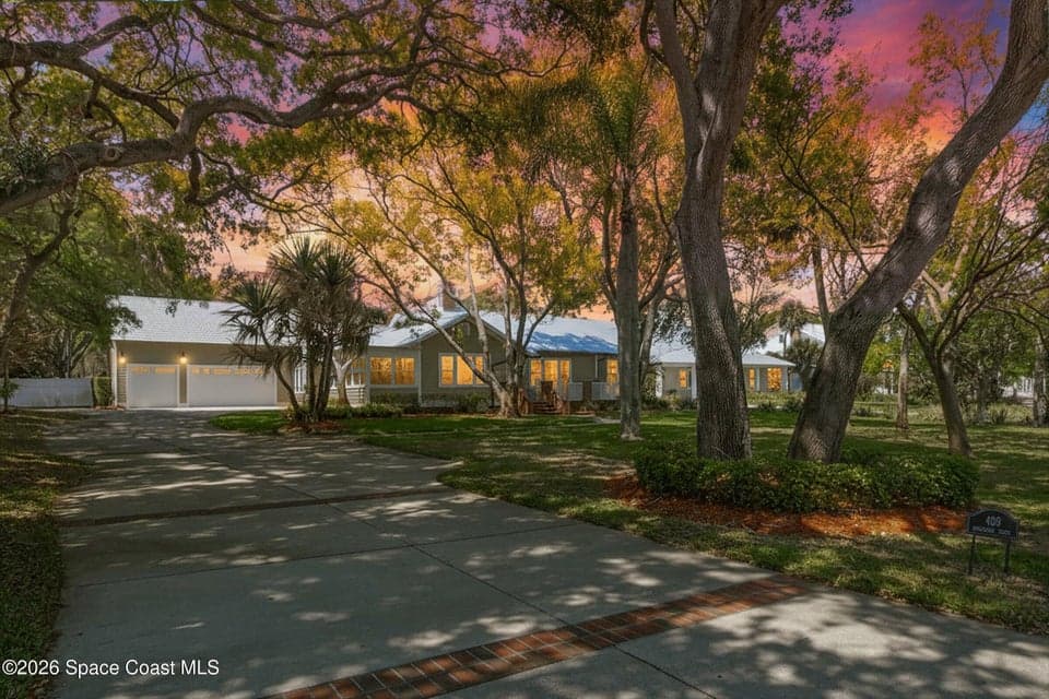409 Rockledge Drive, Rockledge, FL 32955 photo 2