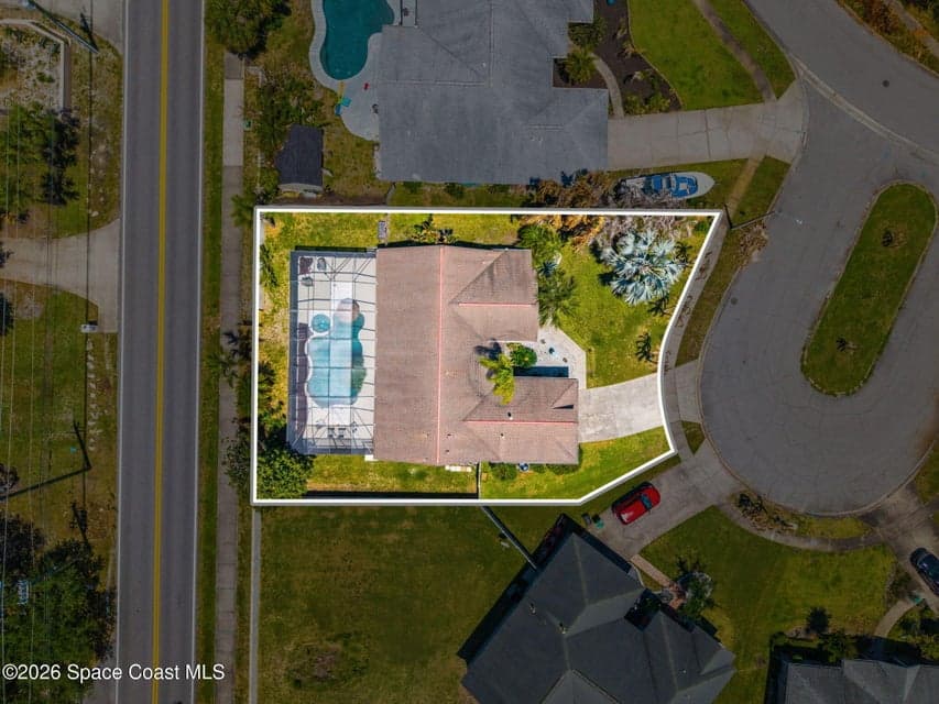 1044 Harbor Pines Drive, Merritt Island, FL 32952 photo 6