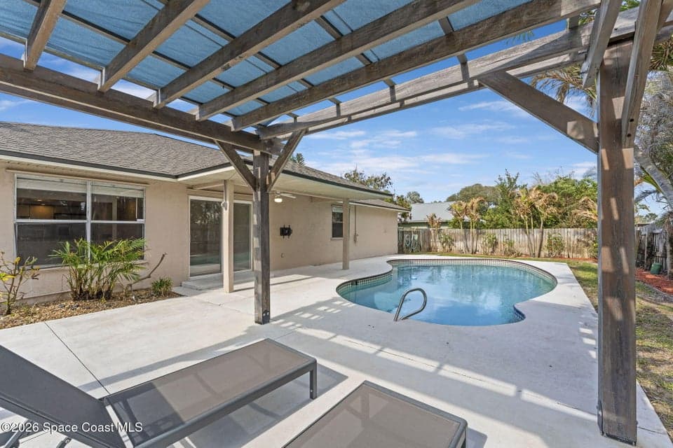 206 Fir Avenue, Melbourne Beach, FL 32951 photo 3