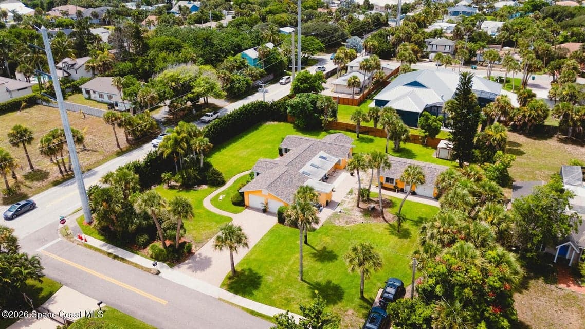 702 Oak Street, Melbourne Beach, FL 32951