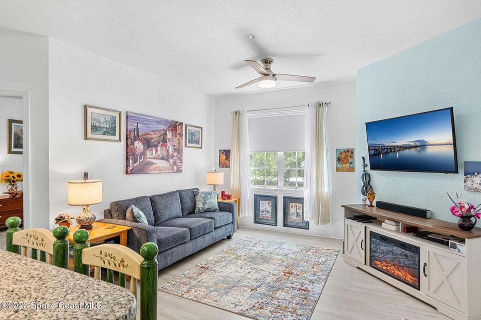 5673 Star Rush Drive 203, Melbourne, FL 32940 photo 2