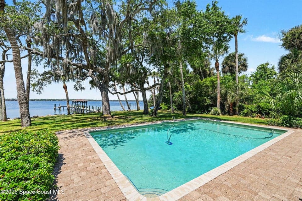 4137 Crooked Mile Road, Merritt Island, FL 32952