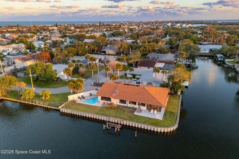 200 Rose Drive, Cocoa Beach, FL 32931 photo 4