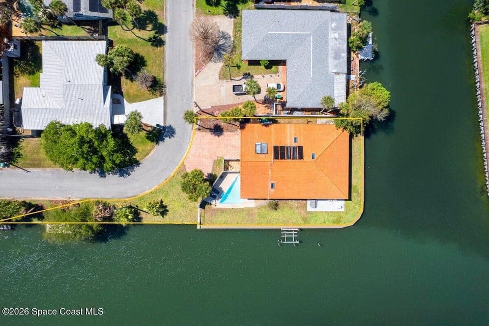200 Rose Drive, Cocoa Beach, FL 32931 photo 3