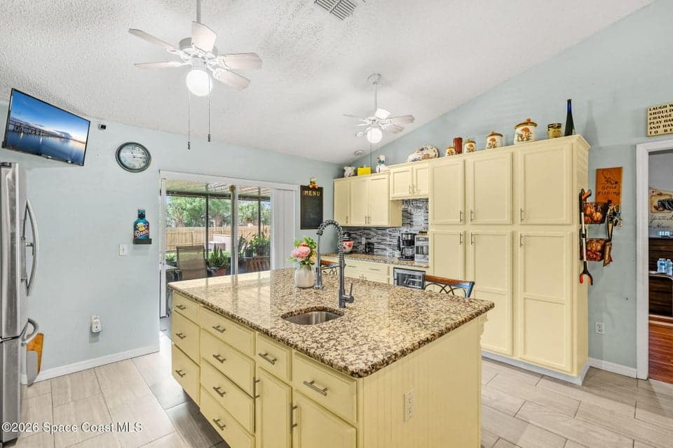 249 Mcclain Drive, Melbourne, FL 32904 photo 5