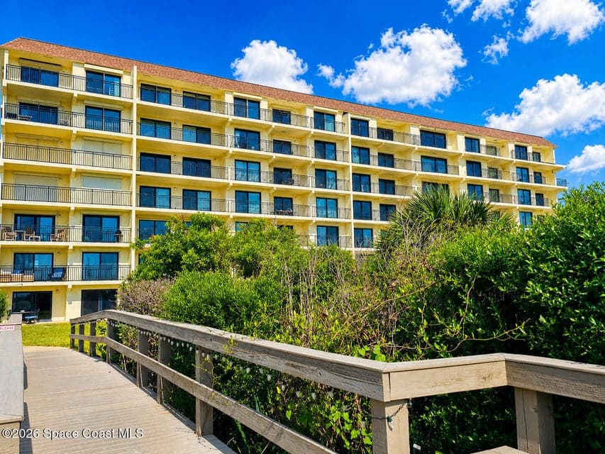 3060 N Atlantic Avenue 406, Cocoa Beach, FL 32931 photo 2