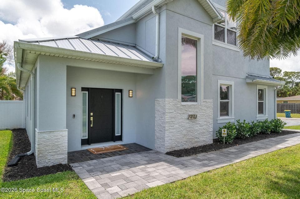 2093 Greenway Drive, Melbourne, FL 32901
