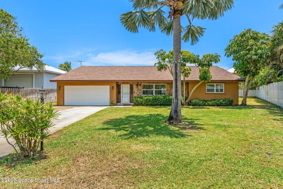 36 Mohican Way, Melbourne Beach, FL 32951 photo 2