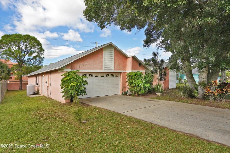 385 Island Oaks Place, Merritt Island, FL 32953 photo 2