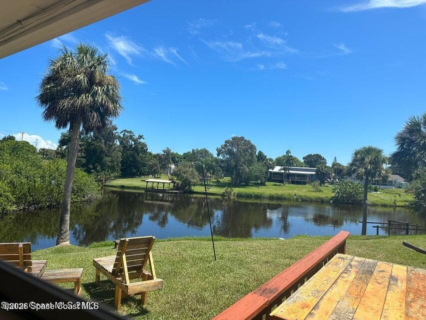 589 Hillside Court, Melbourne, FL 32935 photo 3