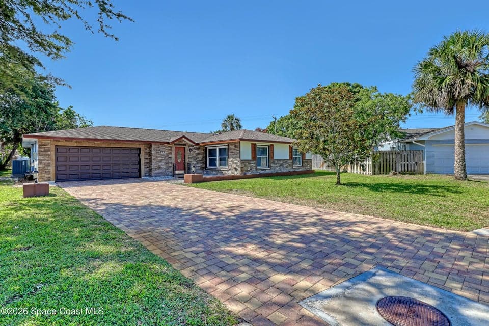 173 Las Palmas, Merritt Island, FL 32953 photo 2