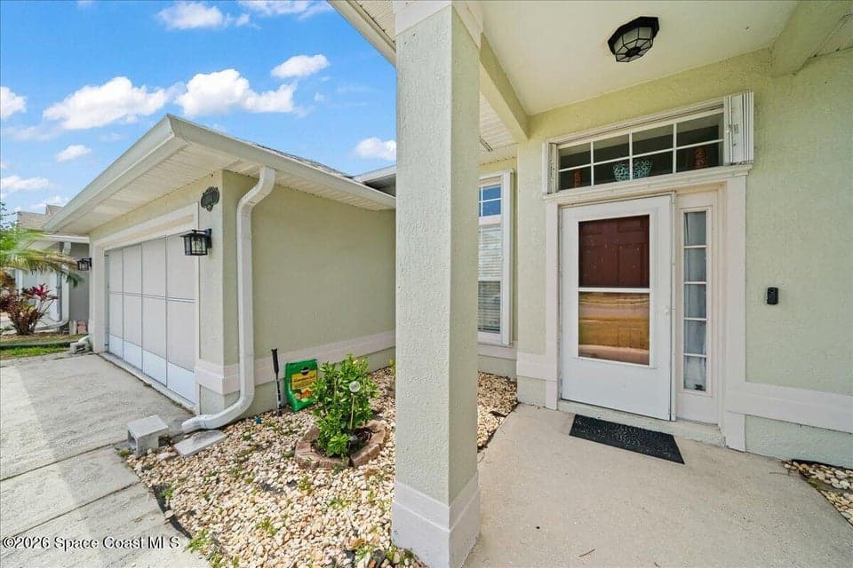 1104 Sedgewood Circle, Melbourne, FL 32904 photo 2