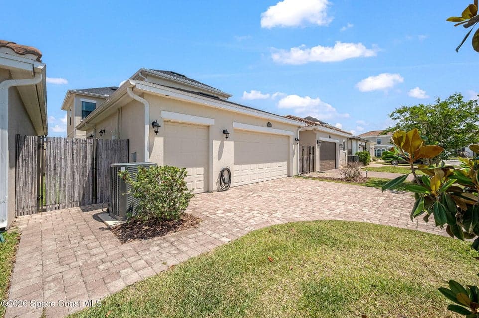 8048 Gullen Drive, Melbourne, FL 32940 photo 4