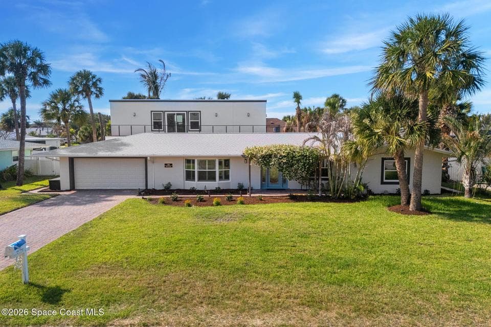 136 14th Avenue, Indialantic, FL 32903