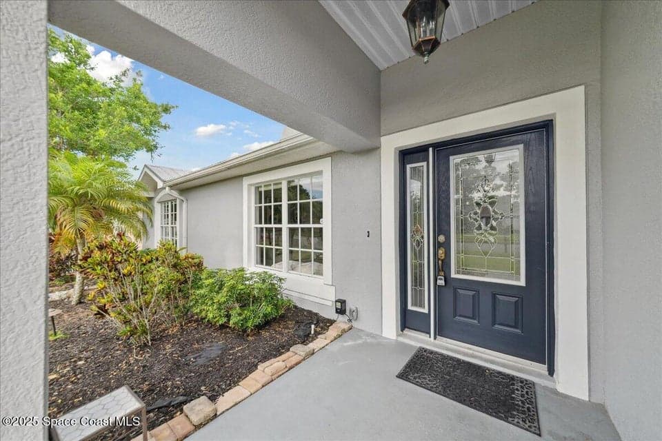 897 Hunters Creek Drive, Melbourne, FL 32904 photo 3