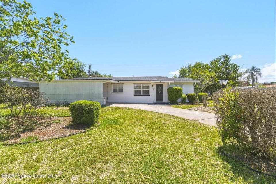 1395 Ashwood Drive, Melbourne, FL 32935 photo 3