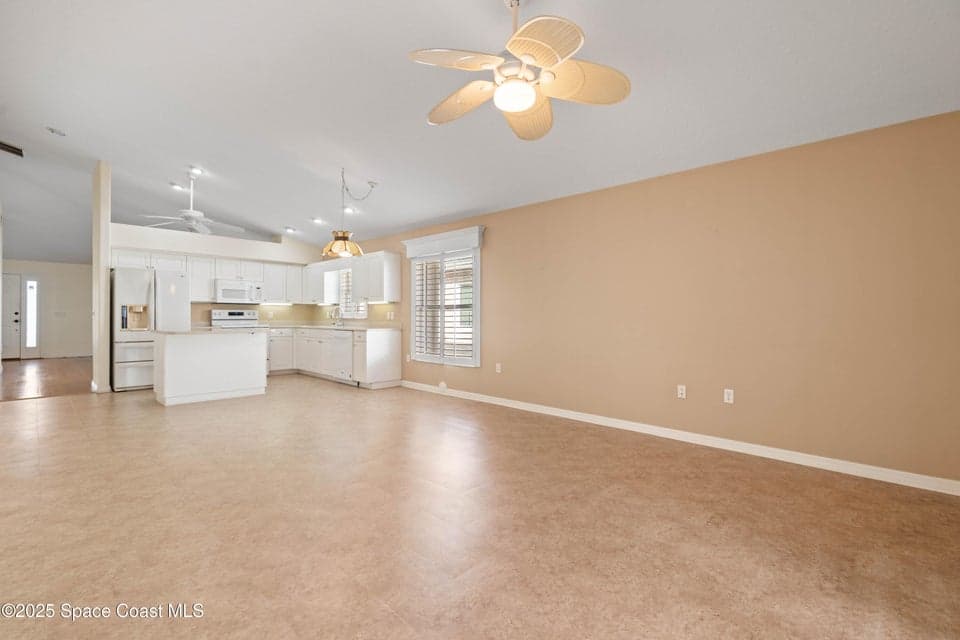 741 Indian Oaks Drive, Melbourne, FL 32901 photo 6