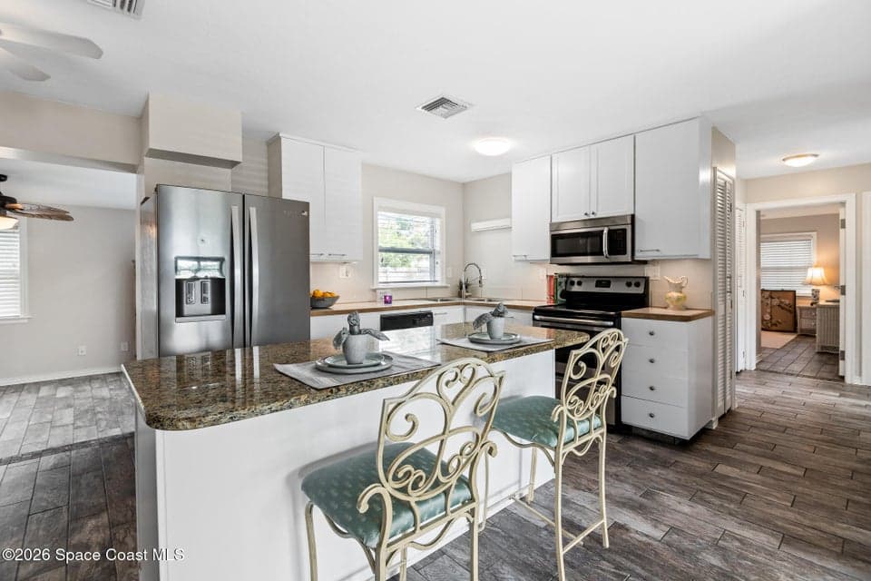 Home for sale at 20 Ocean Street, Merritt Island, FL 32952 – 3 bed, 2 bath, photo 6