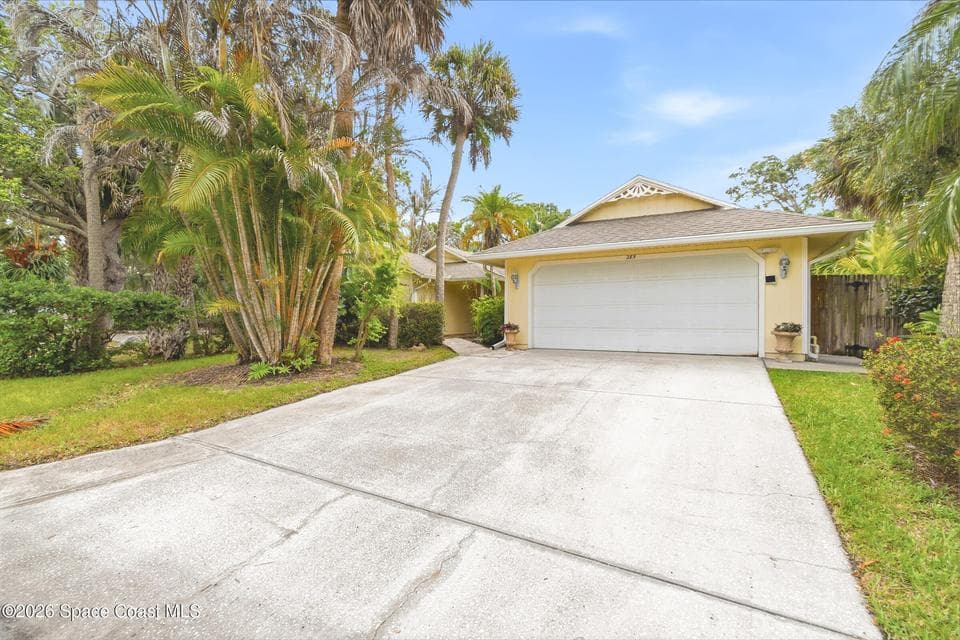 285 Ibis Drive, Melbourne Beach, FL 32951 photo 2