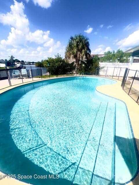 Home for sale at 380 Diana Boulevard, Merritt Island, FL 32953 – 4 bed, 2 bath, photo 6