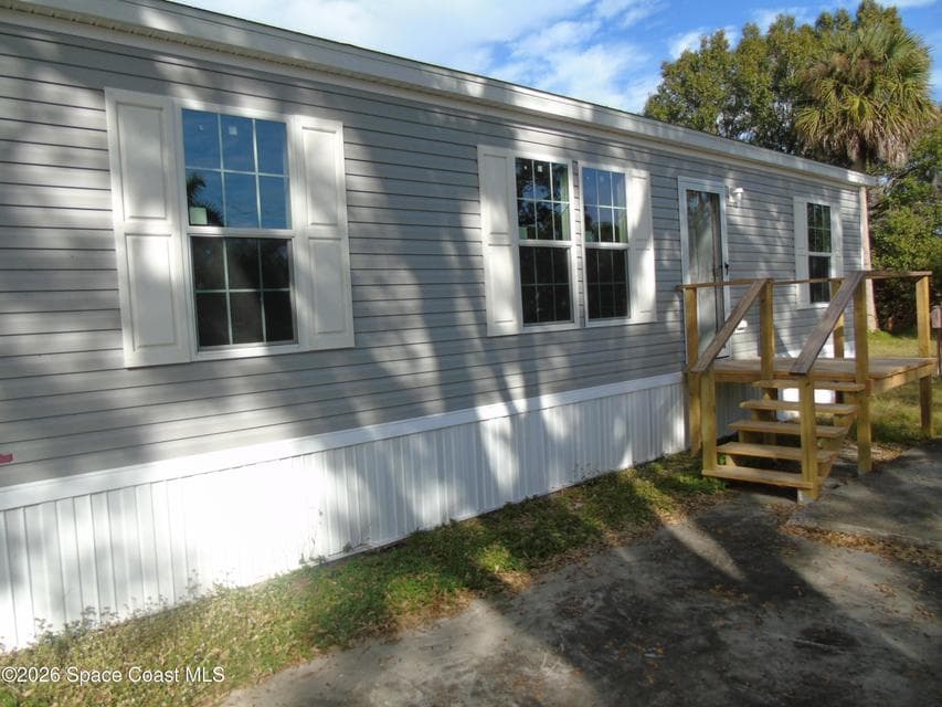 5 Annette Drive, Melbourne, FL 32904 photo 2