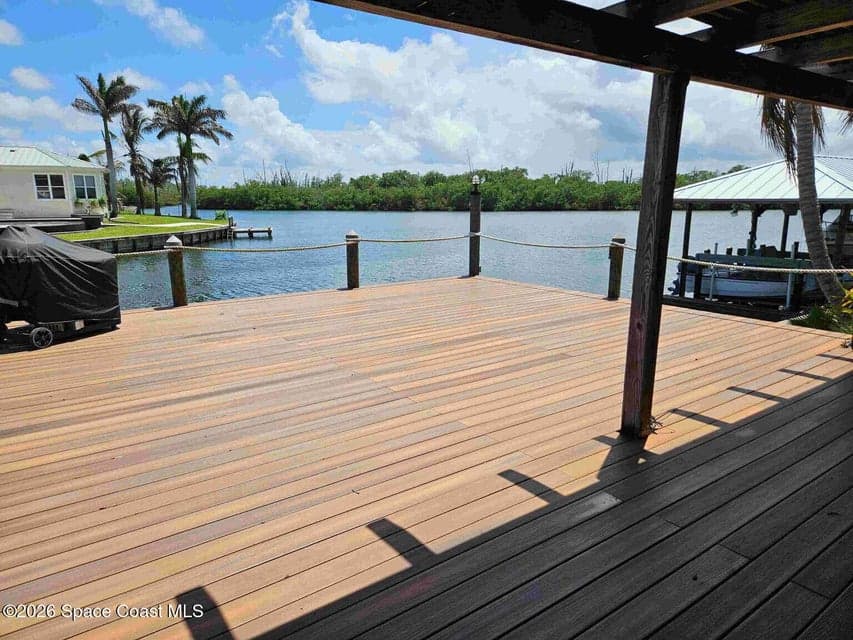 425 Arrowhead Lane, Melbourne Beach, FL 32951